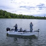 Crestliner Discovery 1650 Tiller