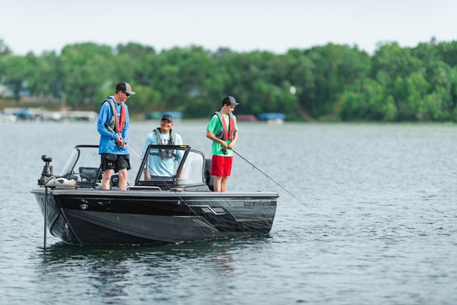 Crestliner 1850 Sportfish OB