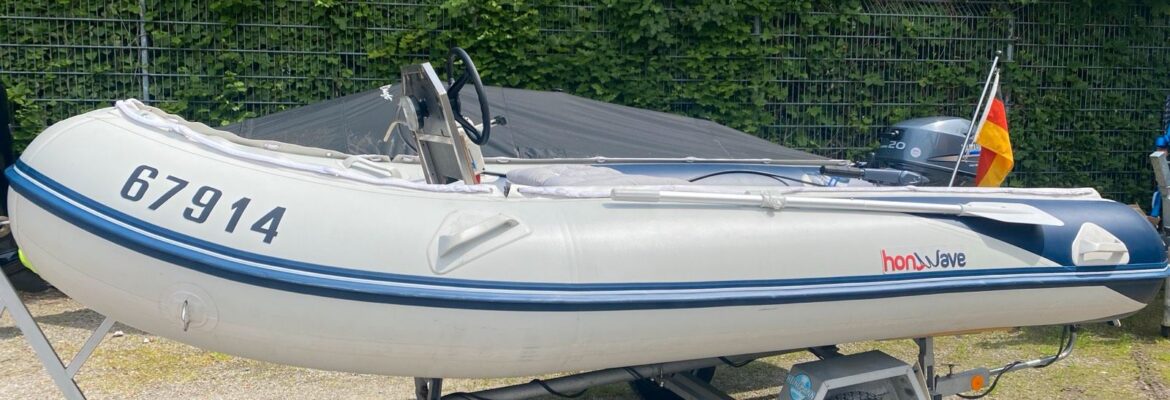 Schlauchboot Honwave mit Yamaha F20