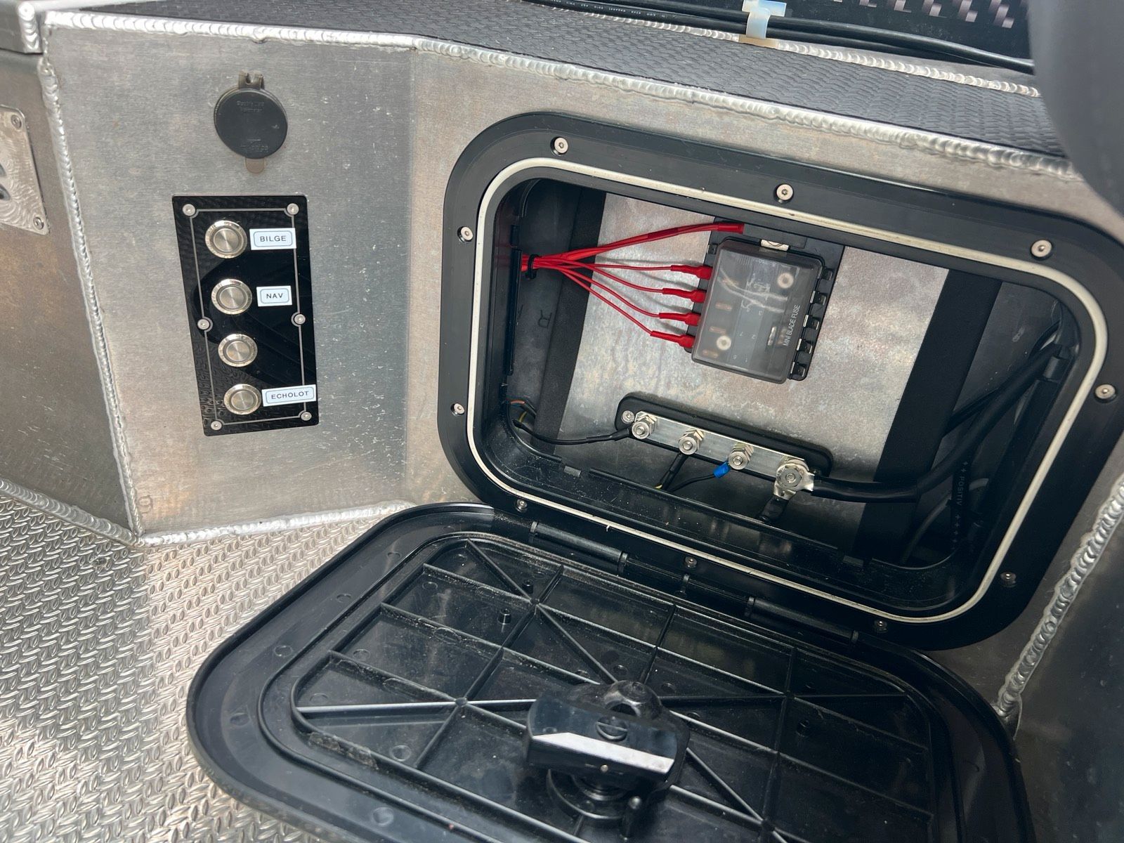 Aluminium Angelboot Tangiri 400