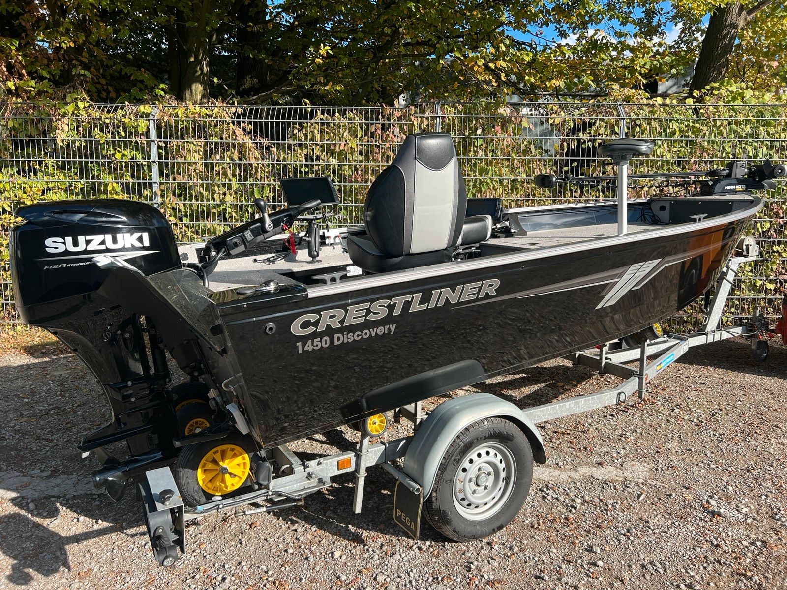 Crestliner Discovery 1450 Aluminium Angelboot Vollausstattung