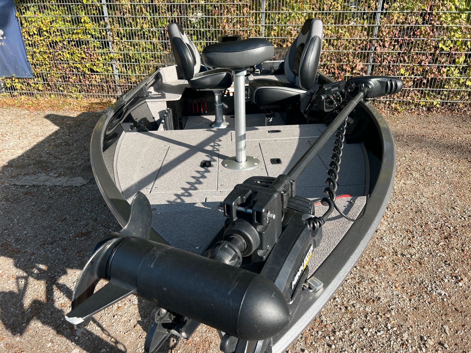 Crestliner Discovery 1450 Aluminium Angelboot Vollausstattung