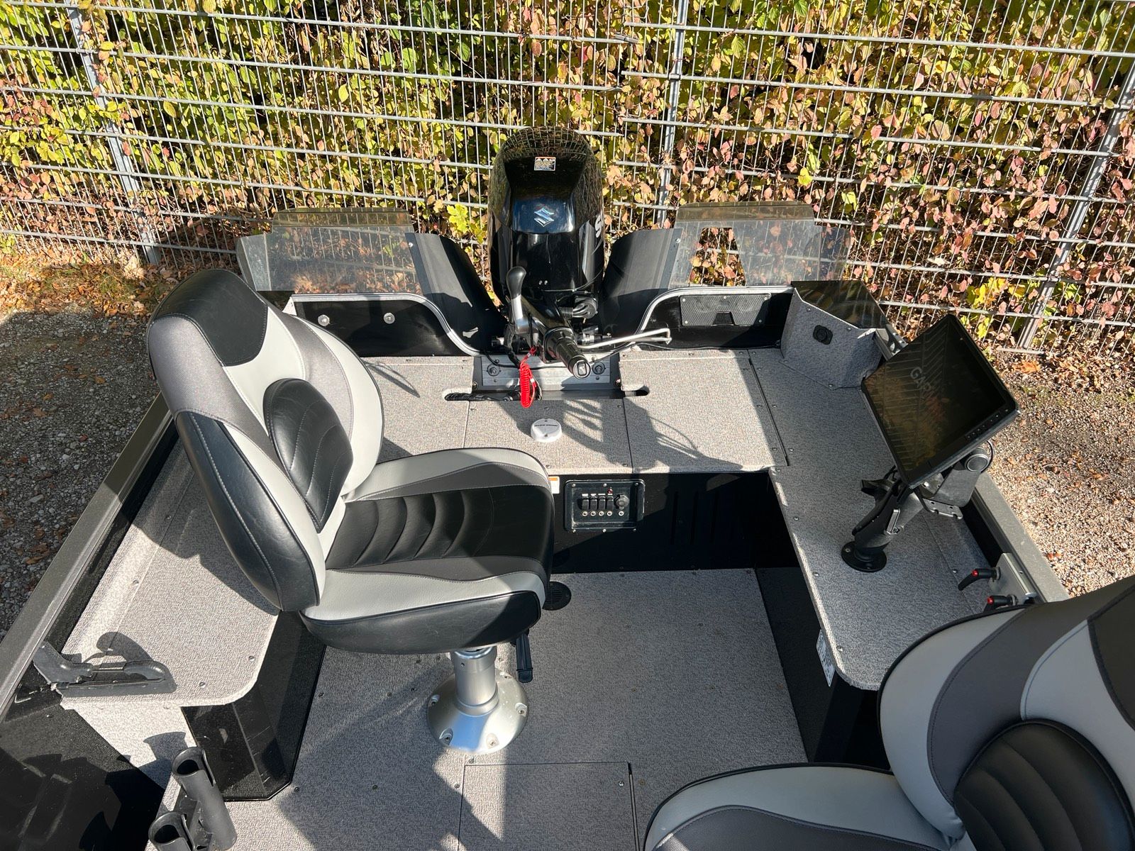 Crestliner Discovery 1450 Aluminium Angelboot Vollausstattung