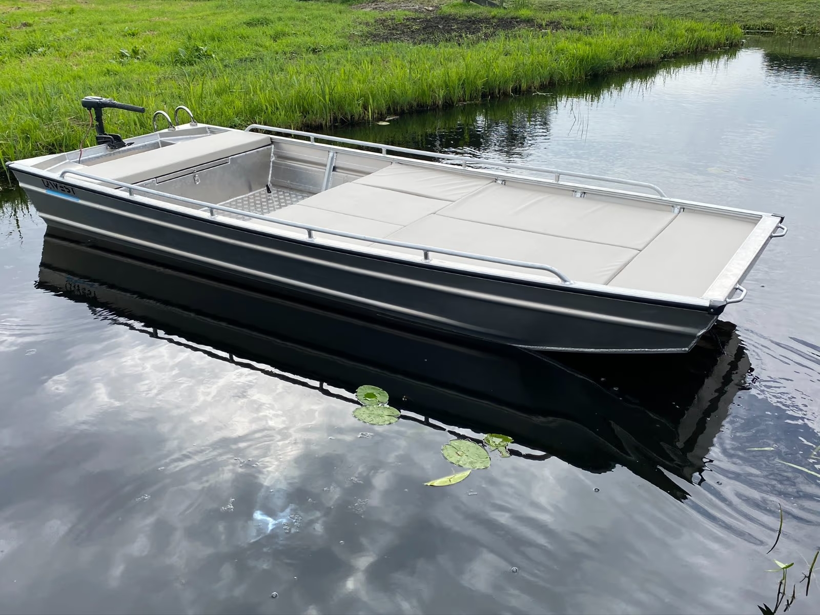 QWEST Marine F Serie