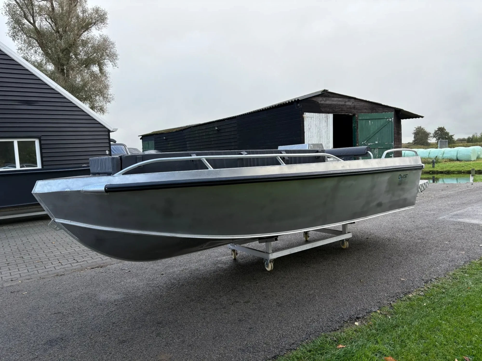 QM S535W