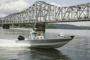 Crestliner 2200 Bay