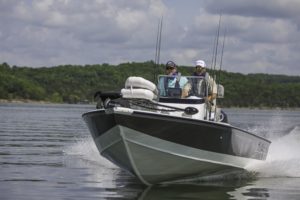 Crestliner 2200 Bay