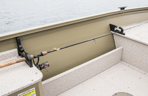 Crestliner Discovery 1650 Tiller
