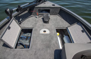 Crestliner 1650 Fish Hawk SE SC
