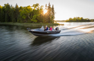Crestliner 1600 Vision